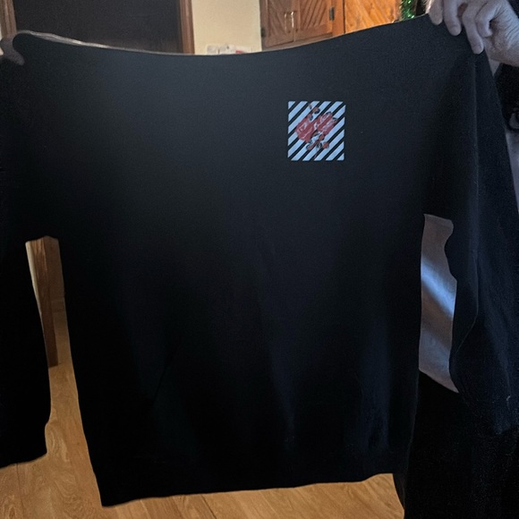 bowery Sweaters - Women’s rose hoodie.